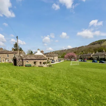 Holiday home Character In West Burton, Wensleydale